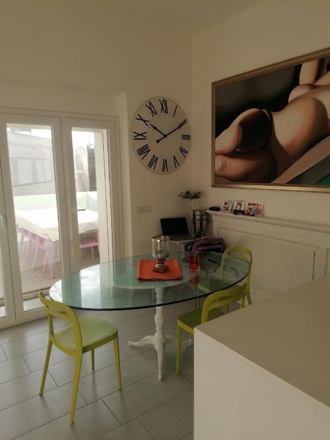 Appartamento A 20 Mt Dal Mare Calambrone Exterior foto